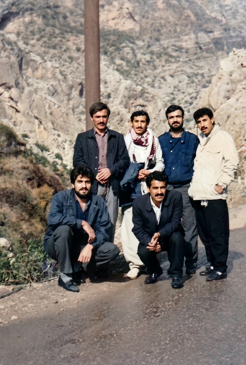 لەگەڵ هاوڕێیانی قۆناغی خوێندکاری